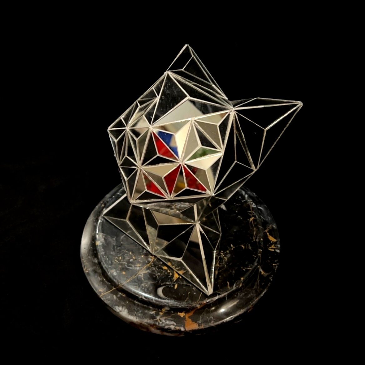 Geometrical Cat sculpture